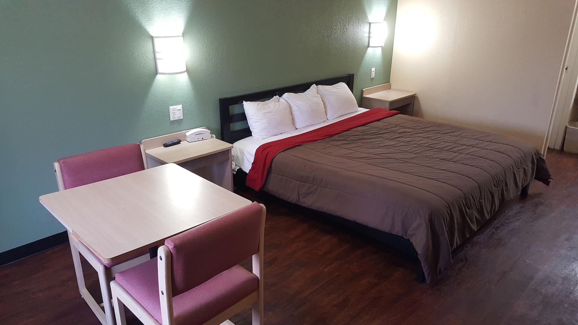 Mentor Home Inn And Suites Екстер'єр фото