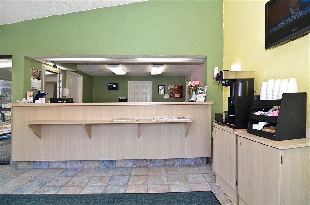 Mentor Home Inn And Suites Екстер'єр фото