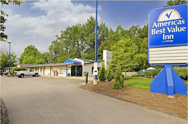 Mentor Home Inn And Suites Екстер'єр фото